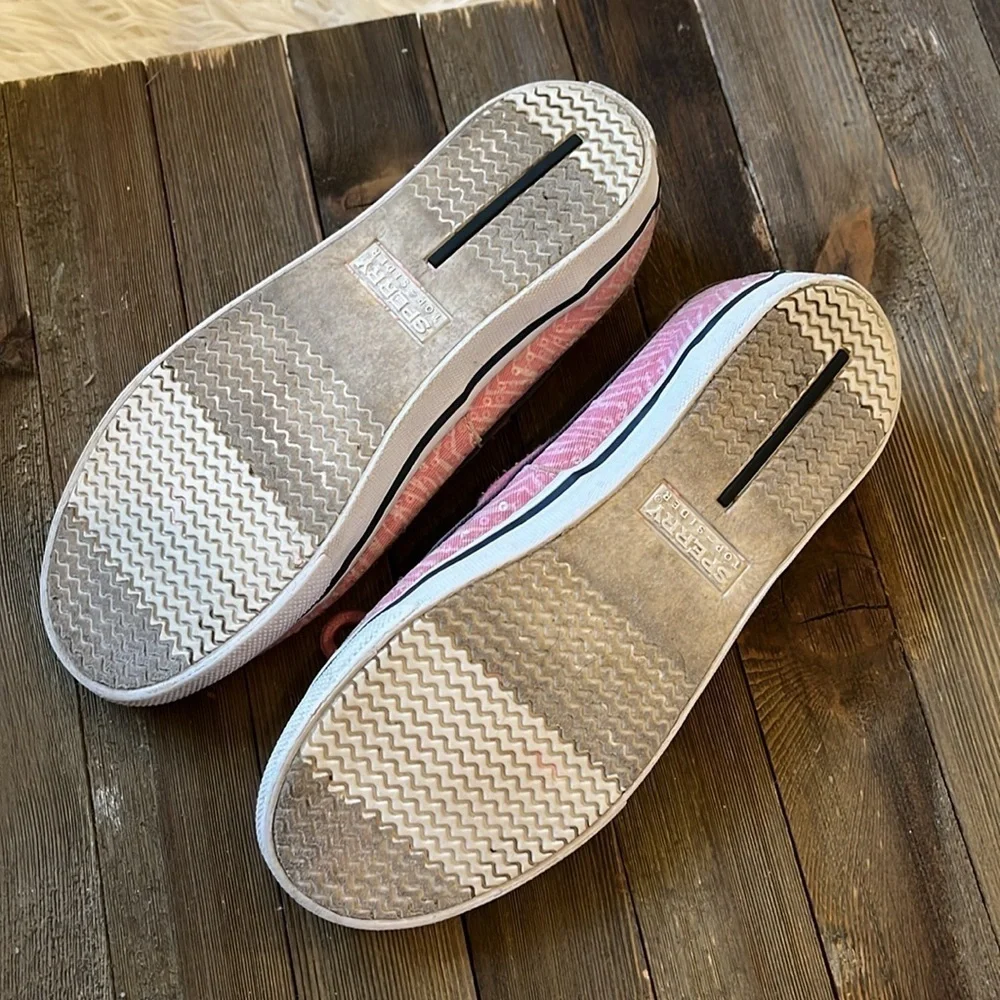 Sperry speedy top