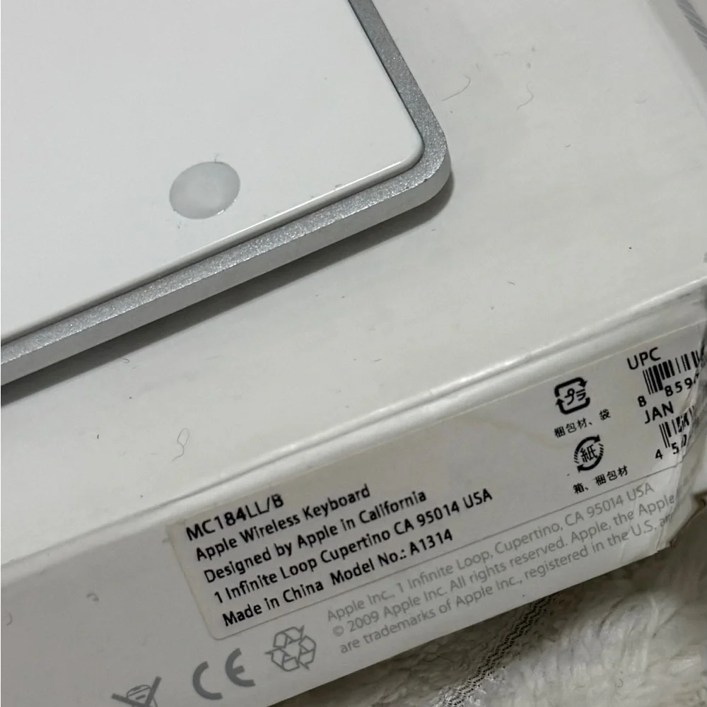 Apple sleek wireless