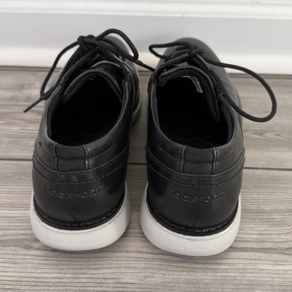 Rockport elegant black