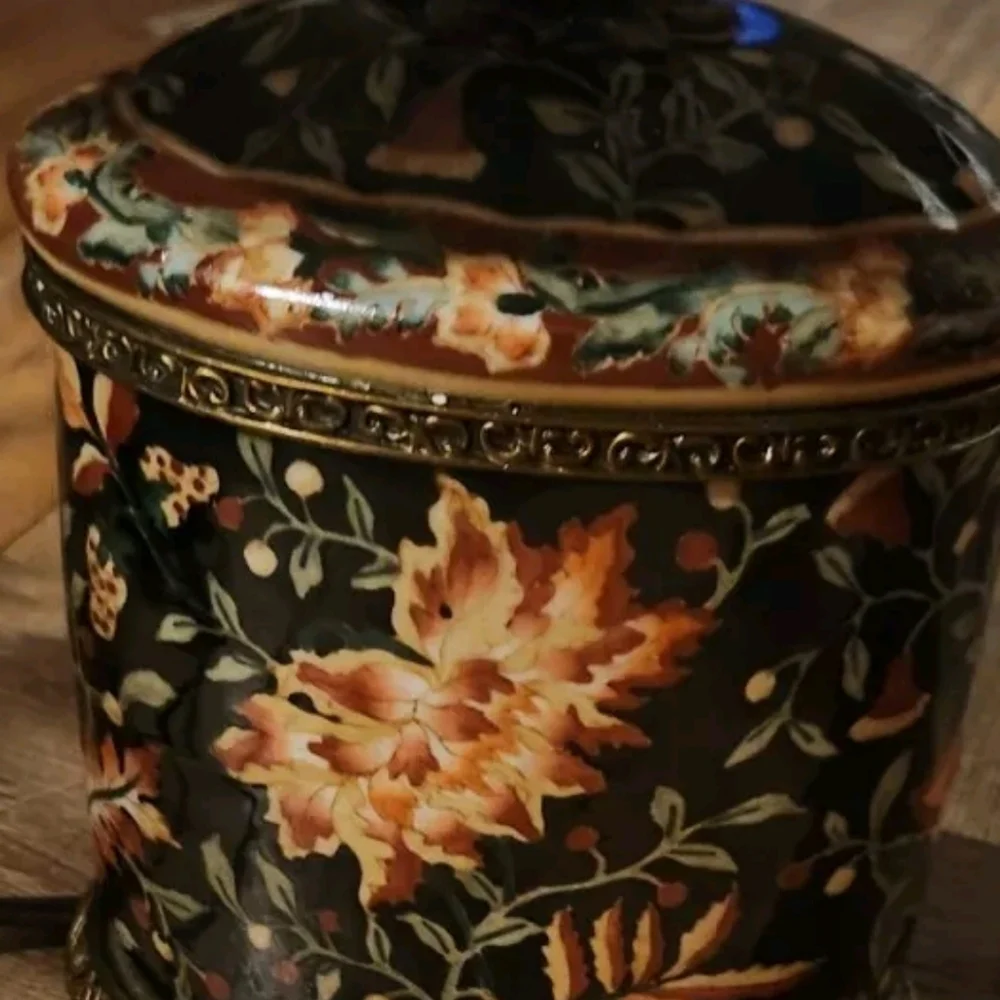 Hand Crafted elegant floral