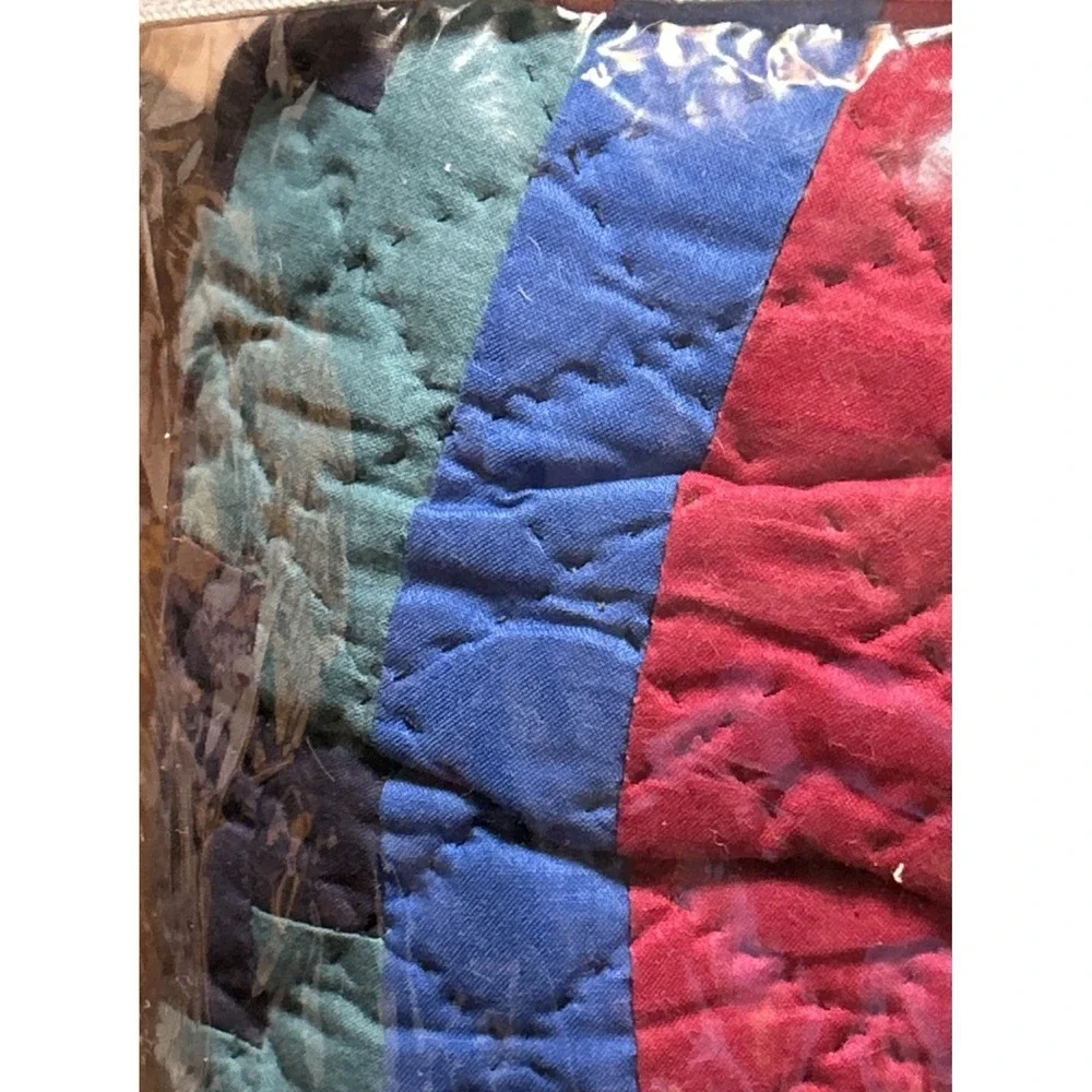 Britannica Home Collection low quilt