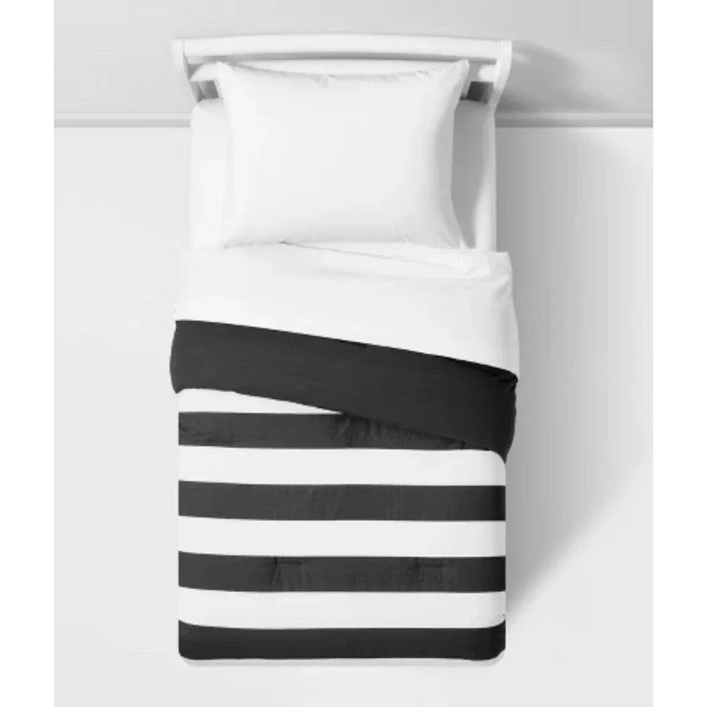 Pillowfort brand new