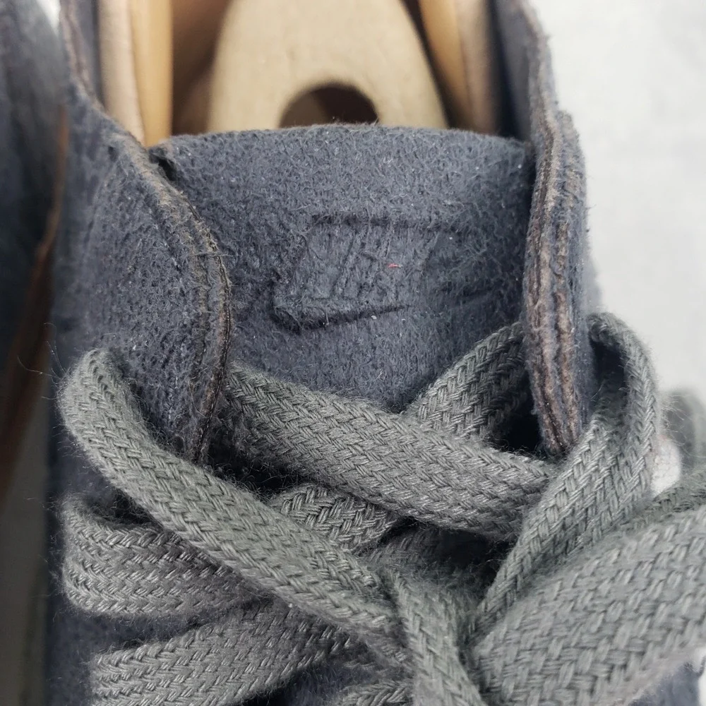 Nike Air Safari Royal Grey Suede Embossed Swoosh Mens 12.5 Sneakers 872633-003