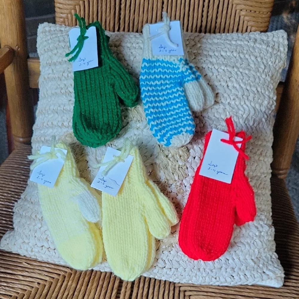 Handmade mittens size