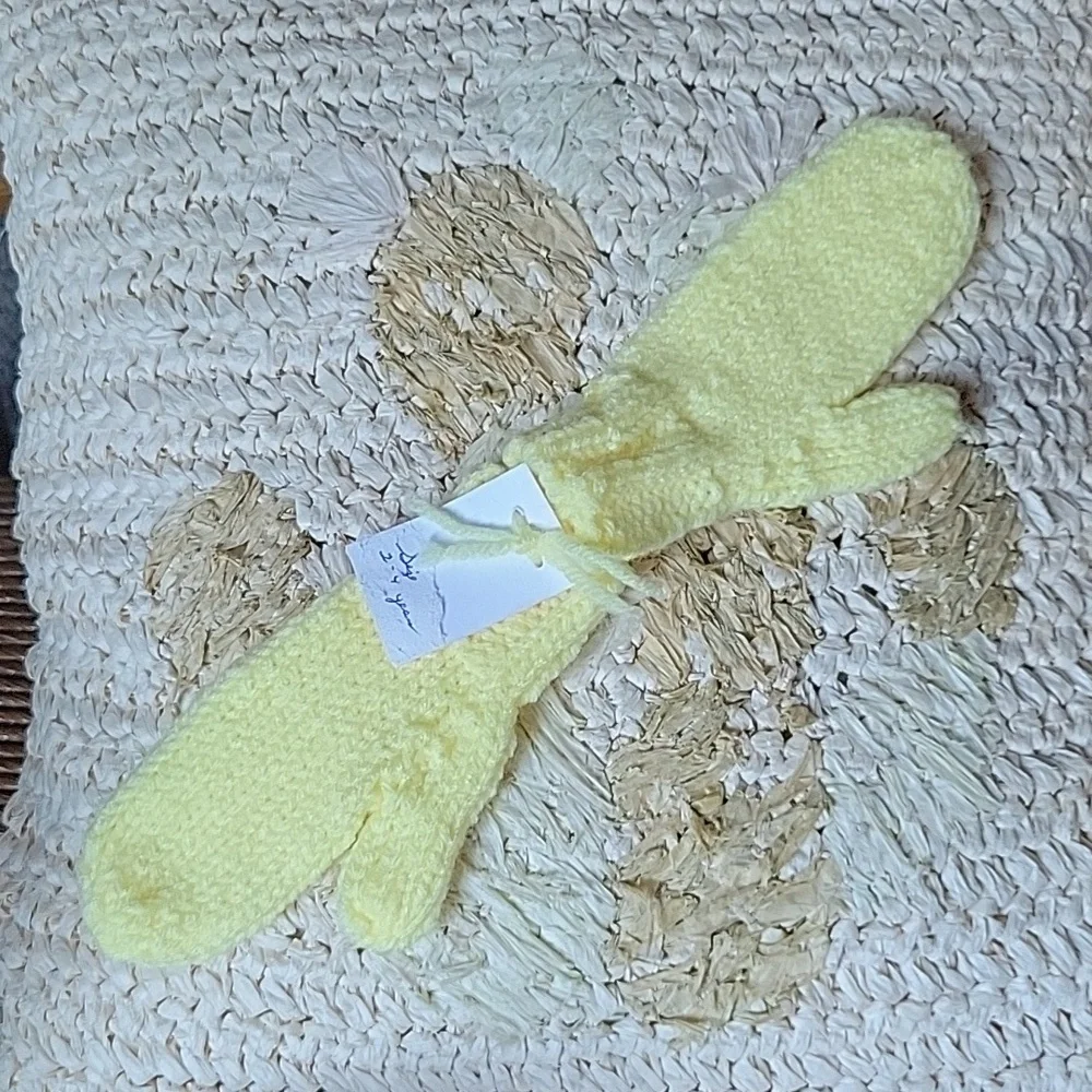 Handmade mittens size