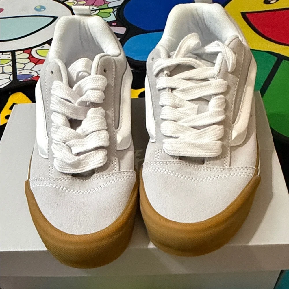 Vans Knu Skool gum sole sneakers in light gray ( BRAND NEW WITHOUT BOX )