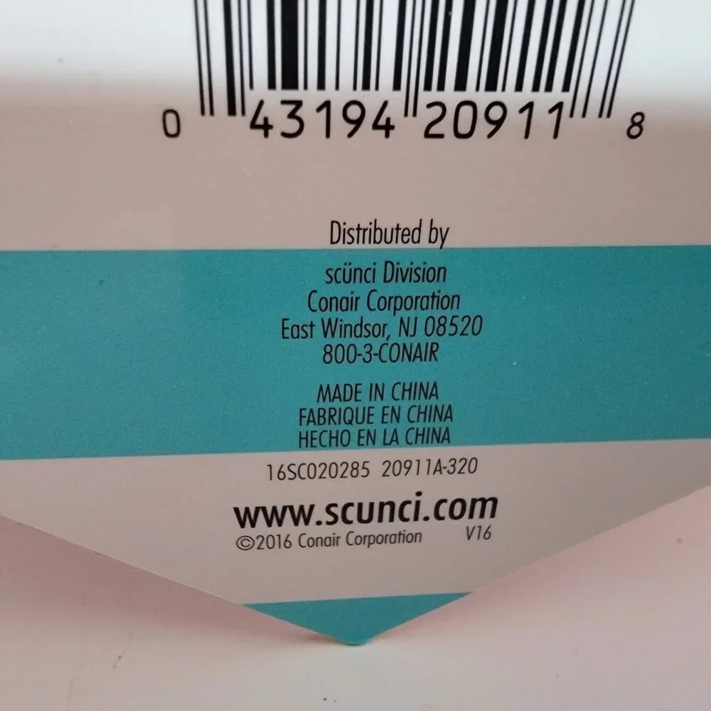 scunci hello lip