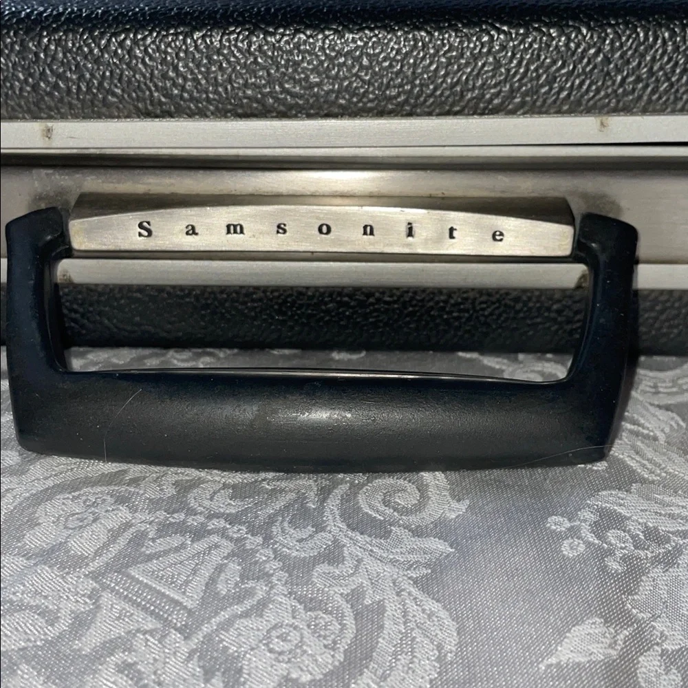 Samsonite vintage hard