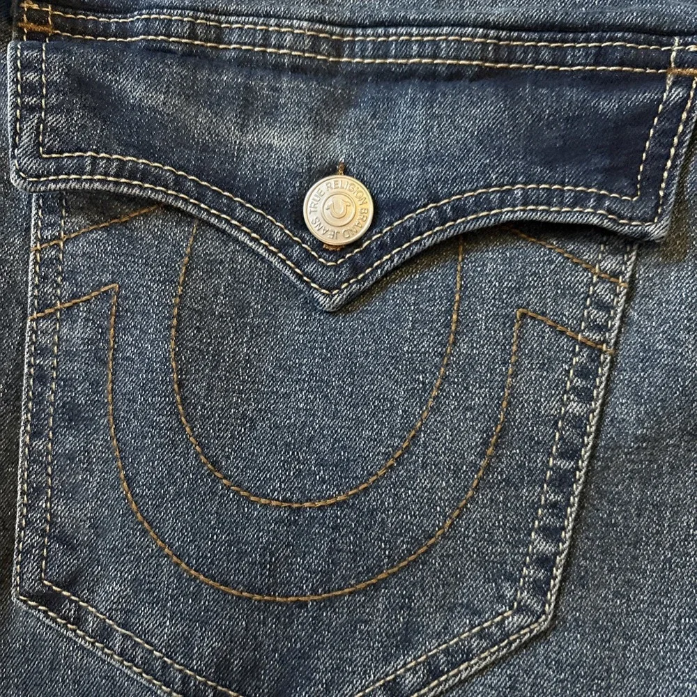 True Religion Billy Relaxed Bootcut Jeans Size 36 X 33.5 NWT