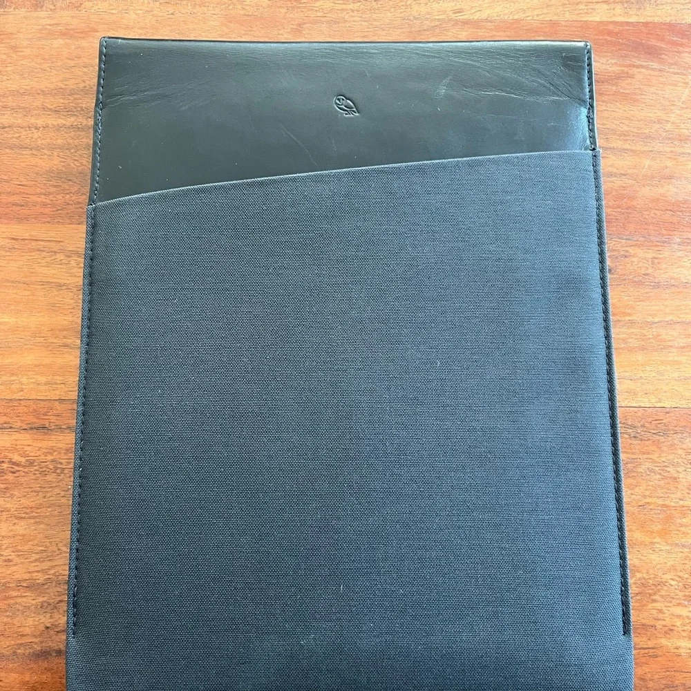 Bellroy iPad Folio