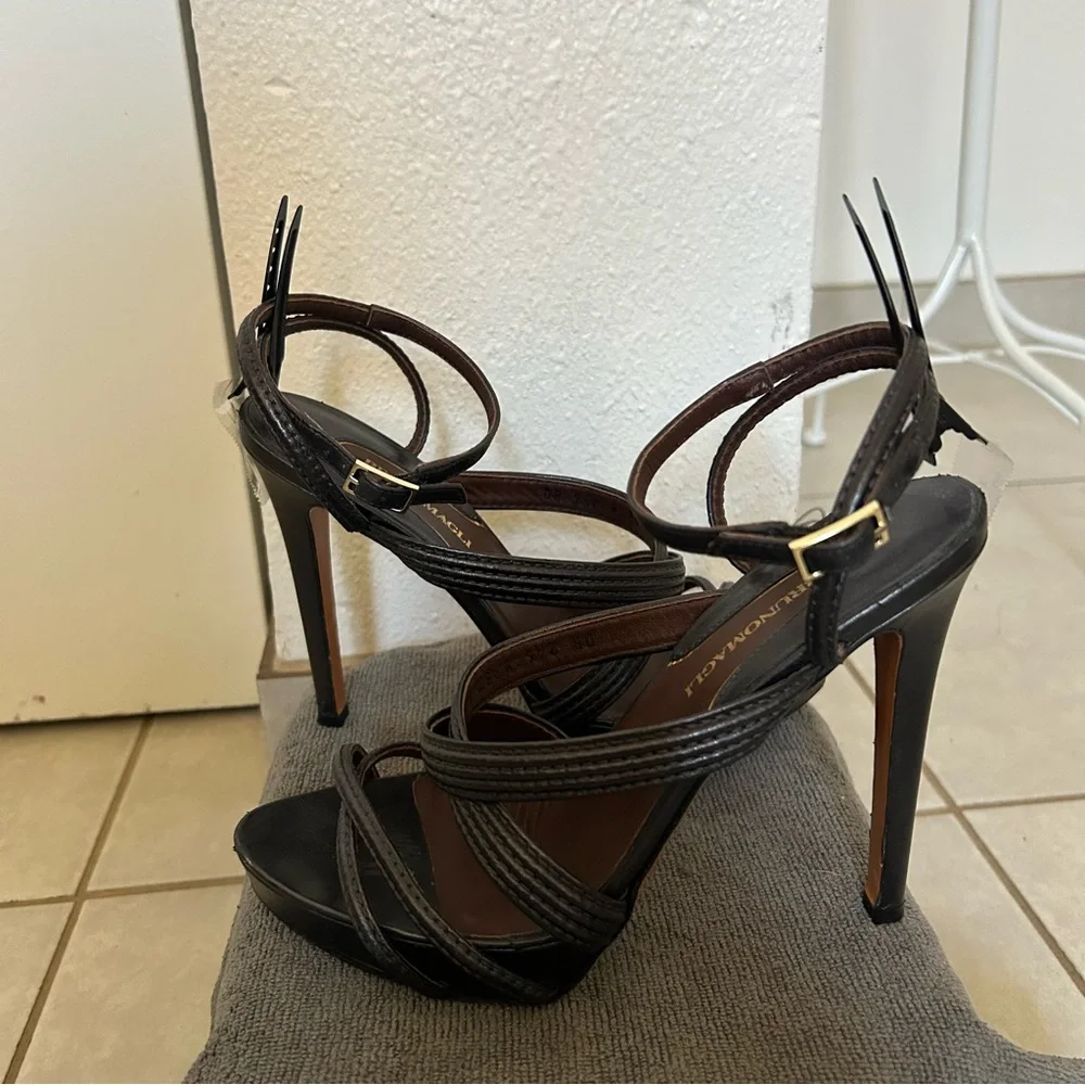 Bruno Magli pre owned