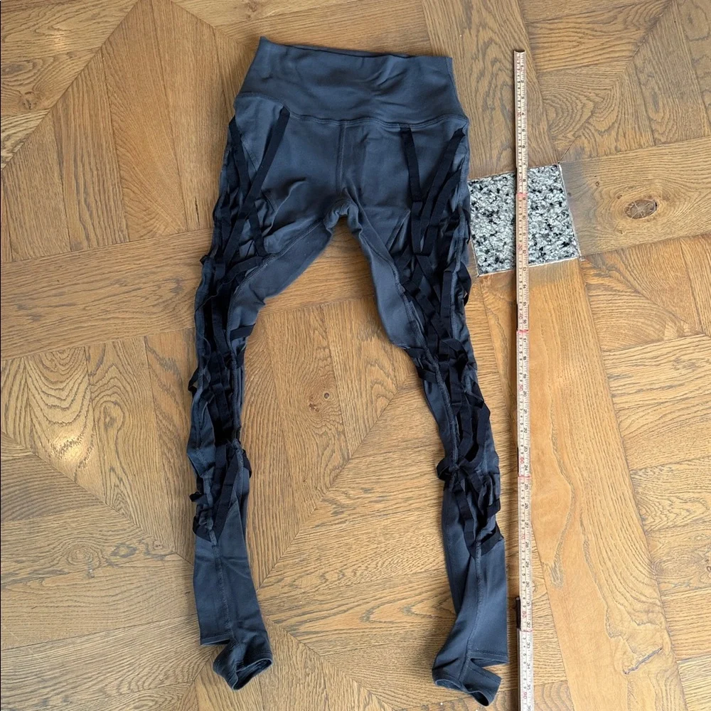 ALO Yoga Charcoal Leggings with Black Ribbon Details