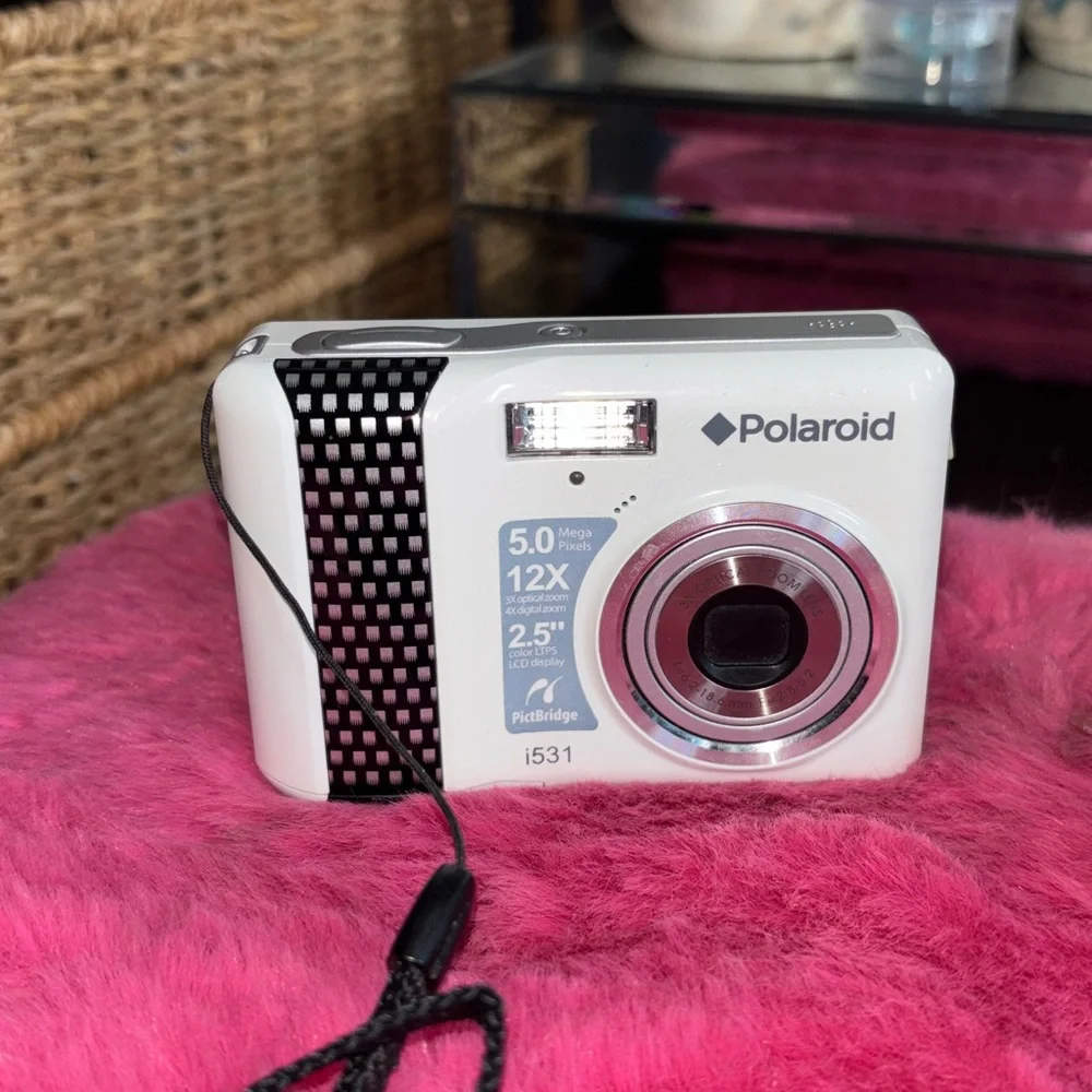 Polaroid euc i531