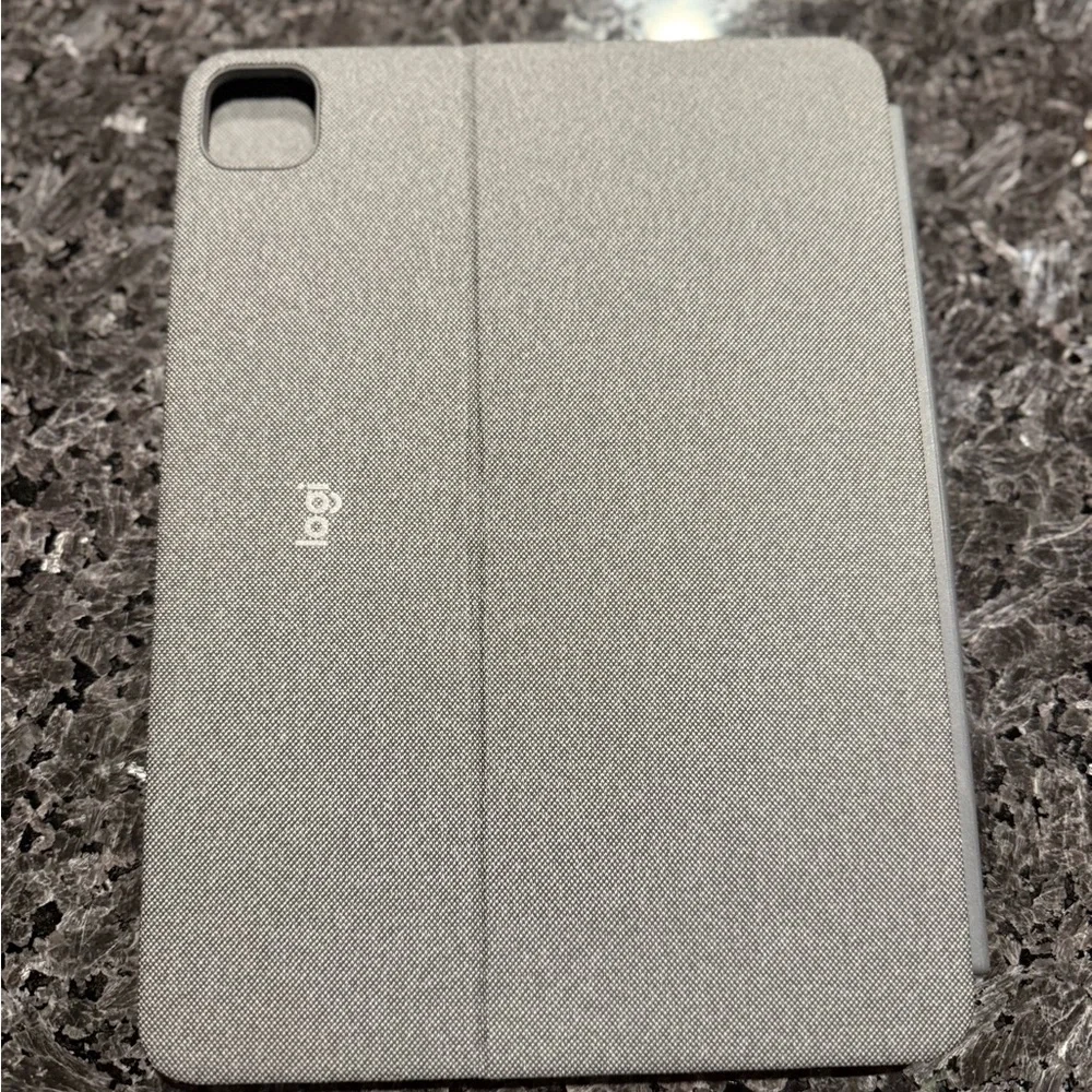 Logitech Charcoal Tablet Case