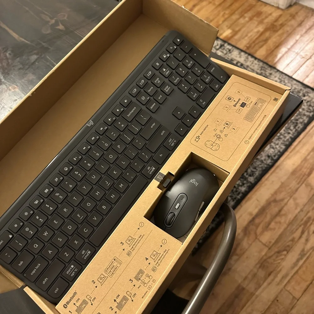 Logitech ergonomic compact