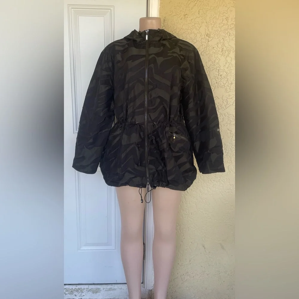 Chicos sleek chico zip