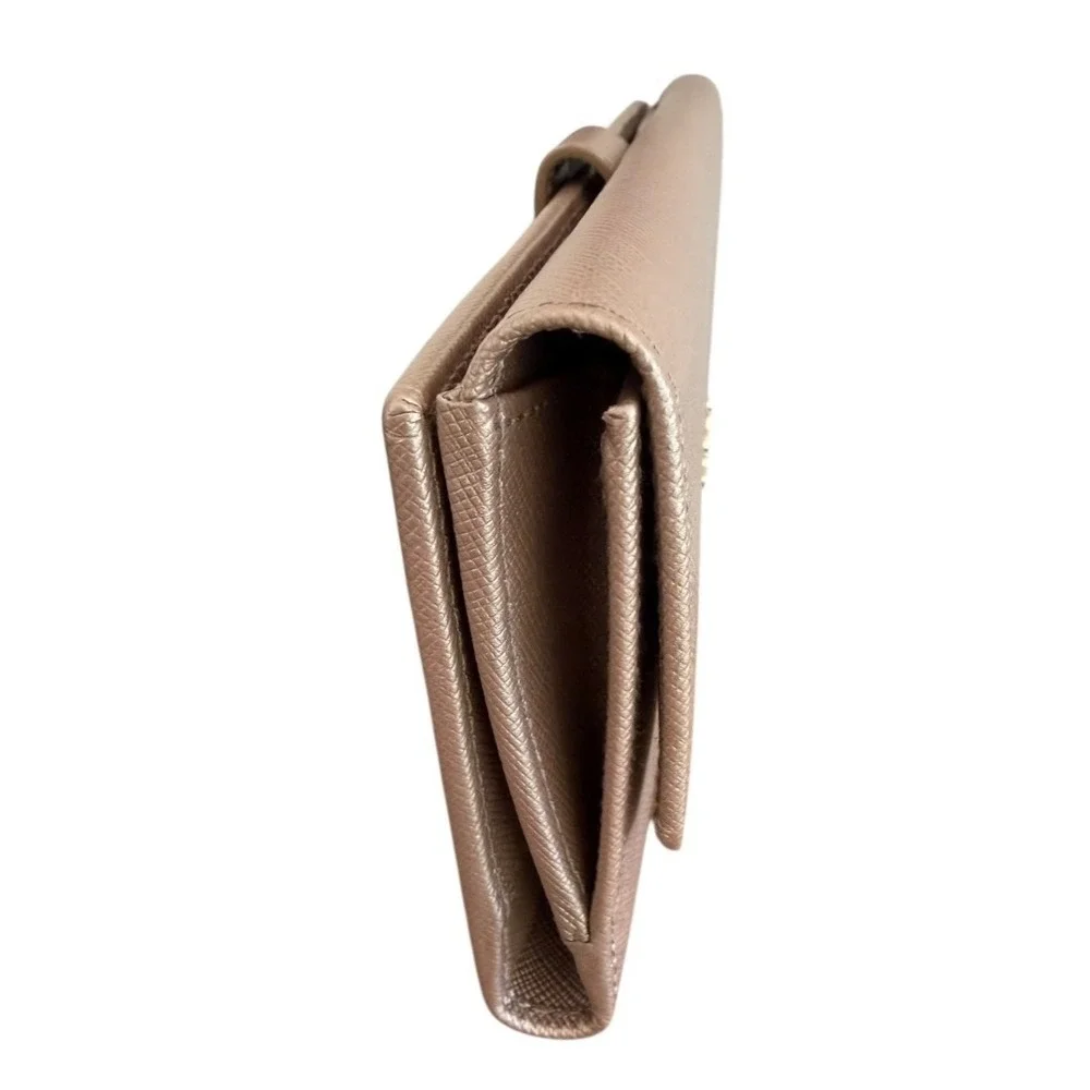 Bally elegant timeless