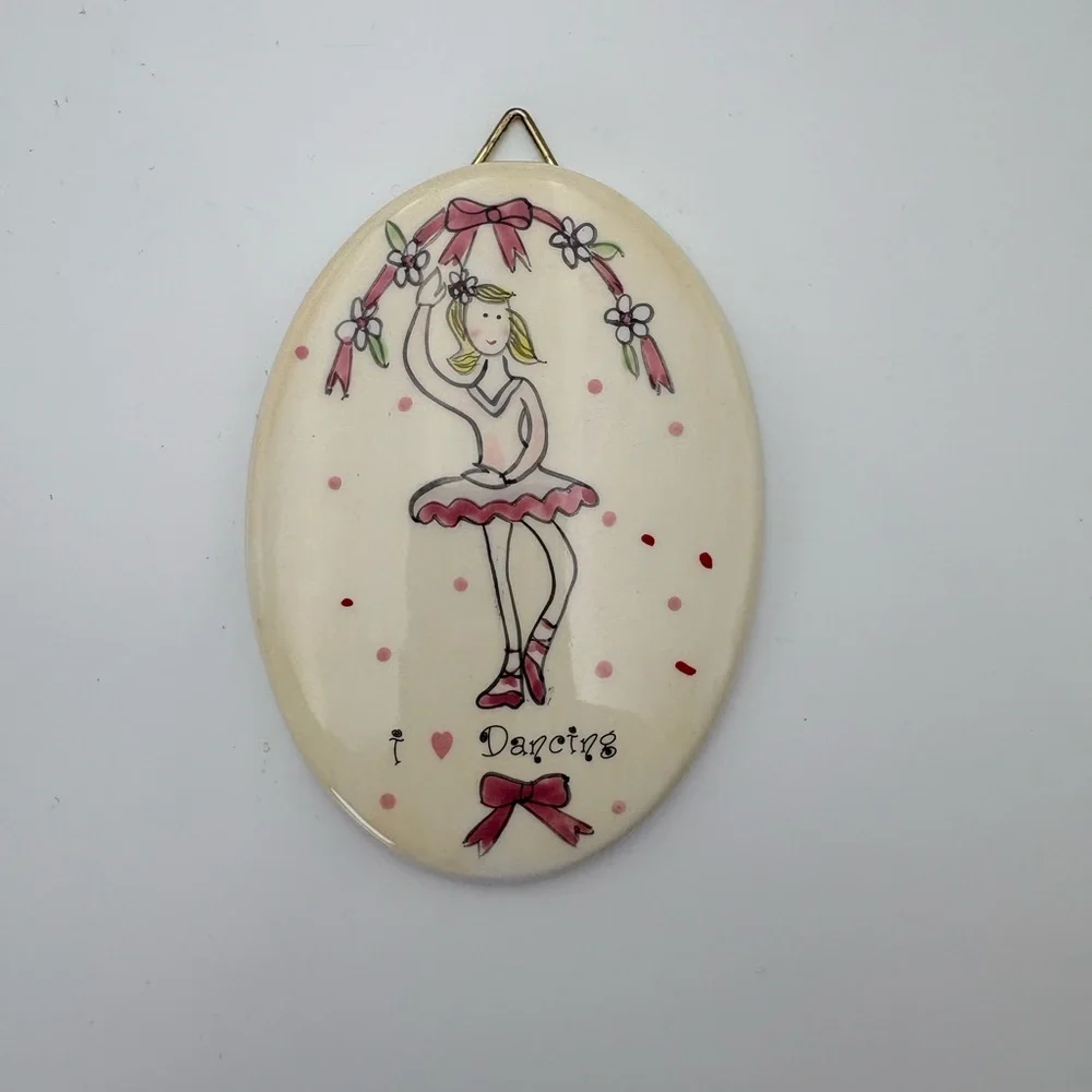 N/A charming vintage