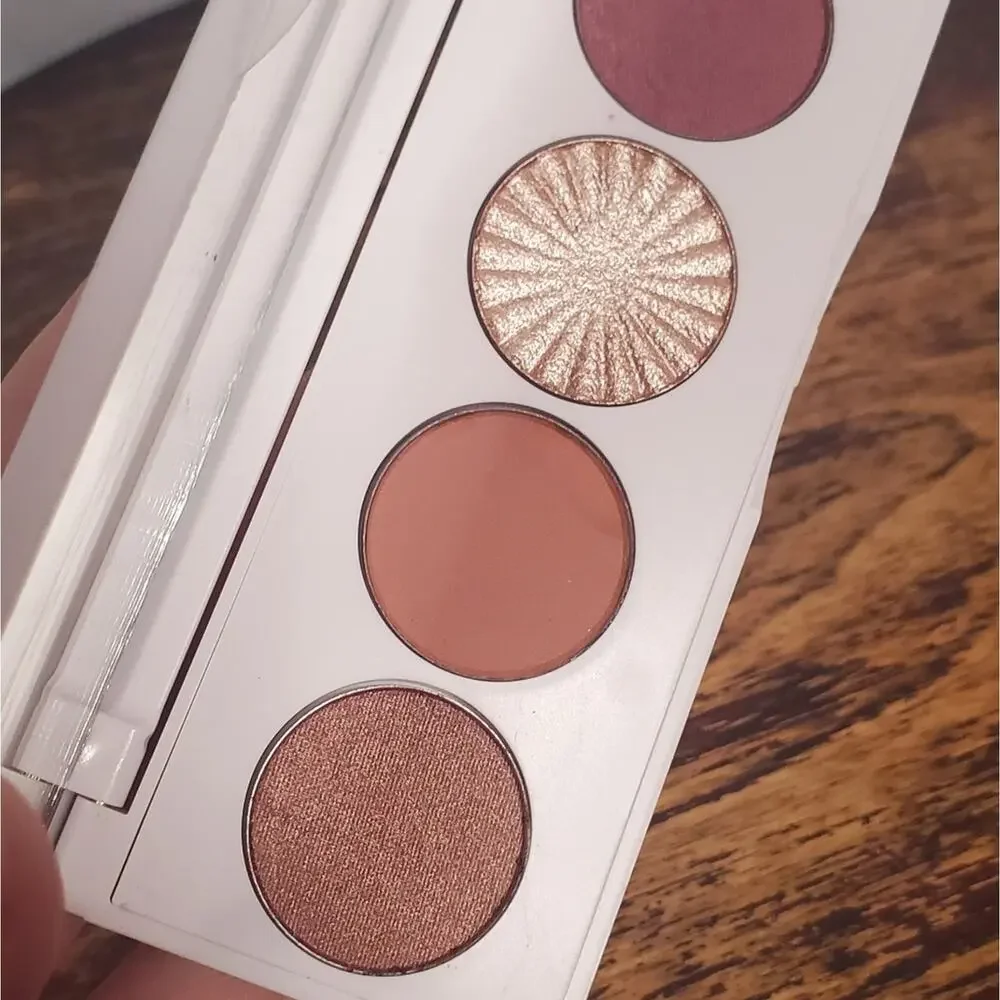 OFRA cosmetics signature
