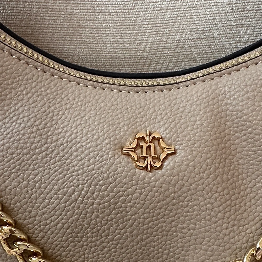 Nanette Lepore chic shoulder