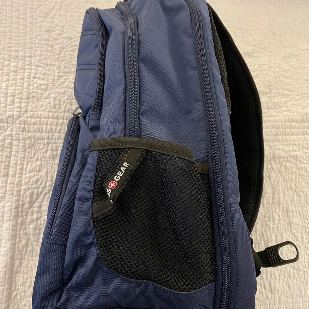 SwissGear scansmart travel