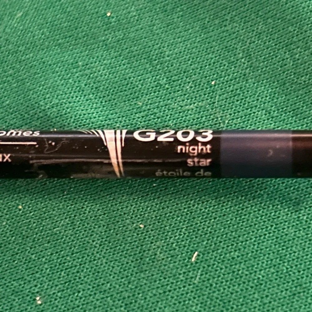 Avon glimmersticks chromes