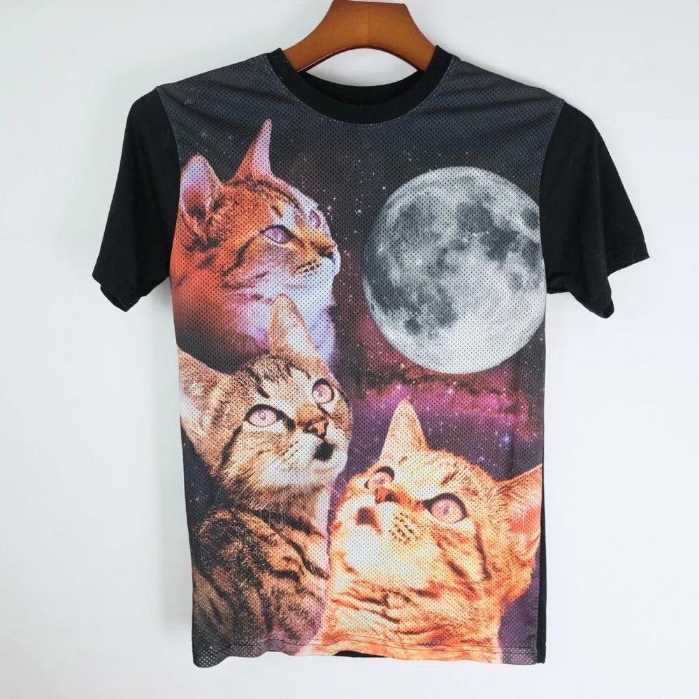 Black Cat Moon Graphic T-Shirt