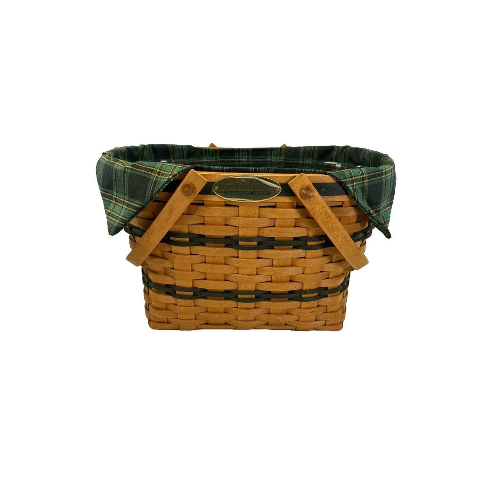 1997 Longaberger Fellowship Basket w/Plaid Liner 12.5
