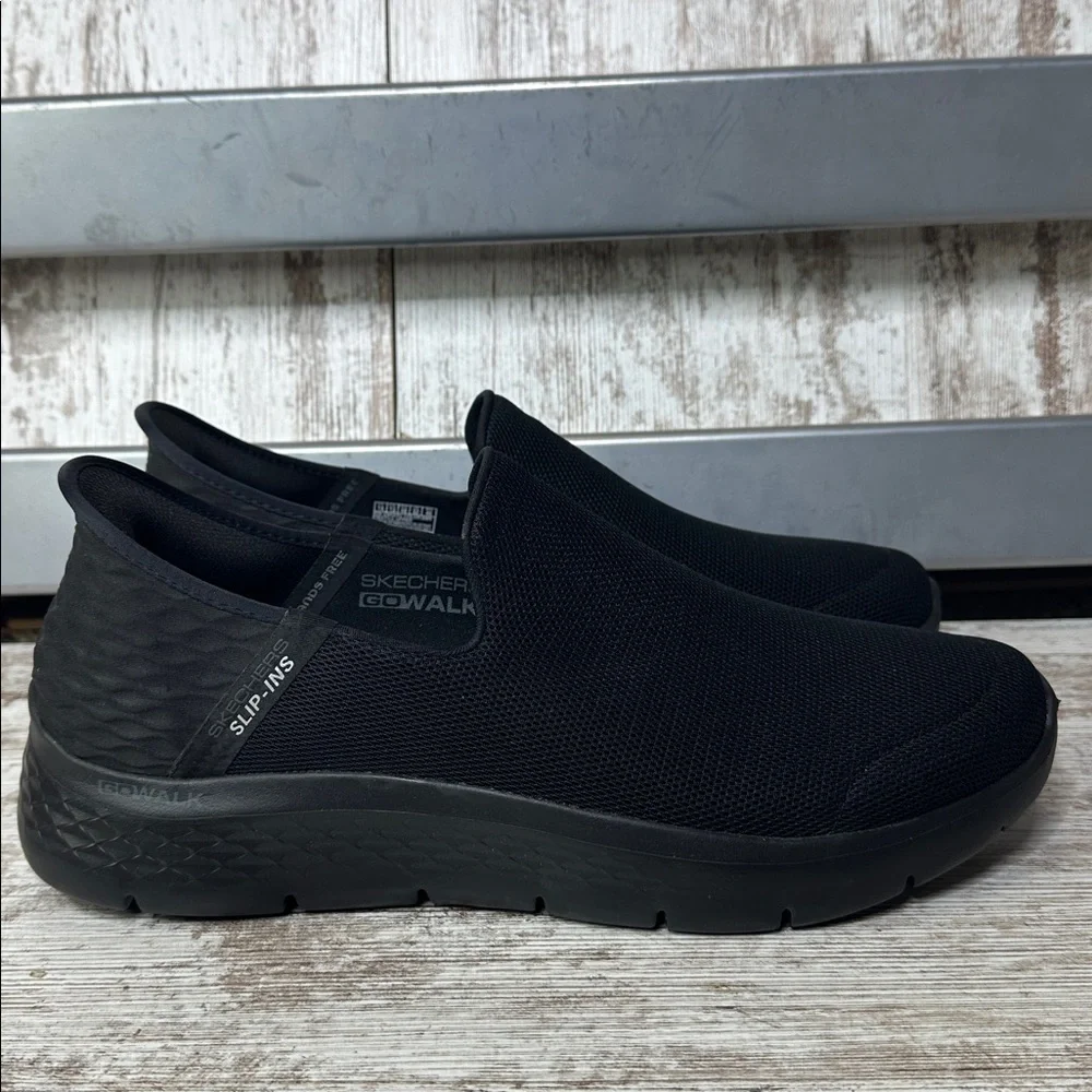 Skechers store display
