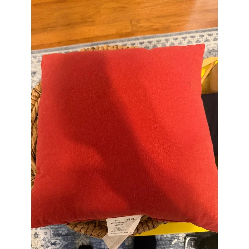 N/A festive red