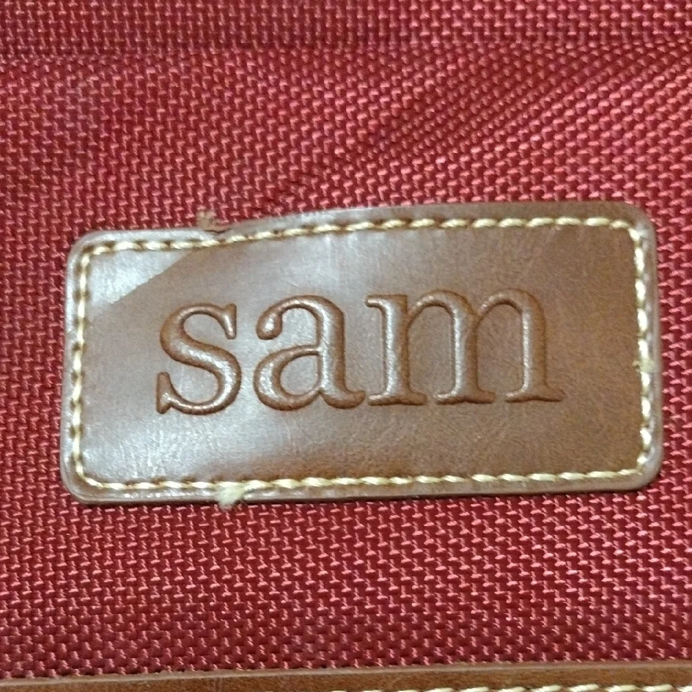 Samantha Brown this red