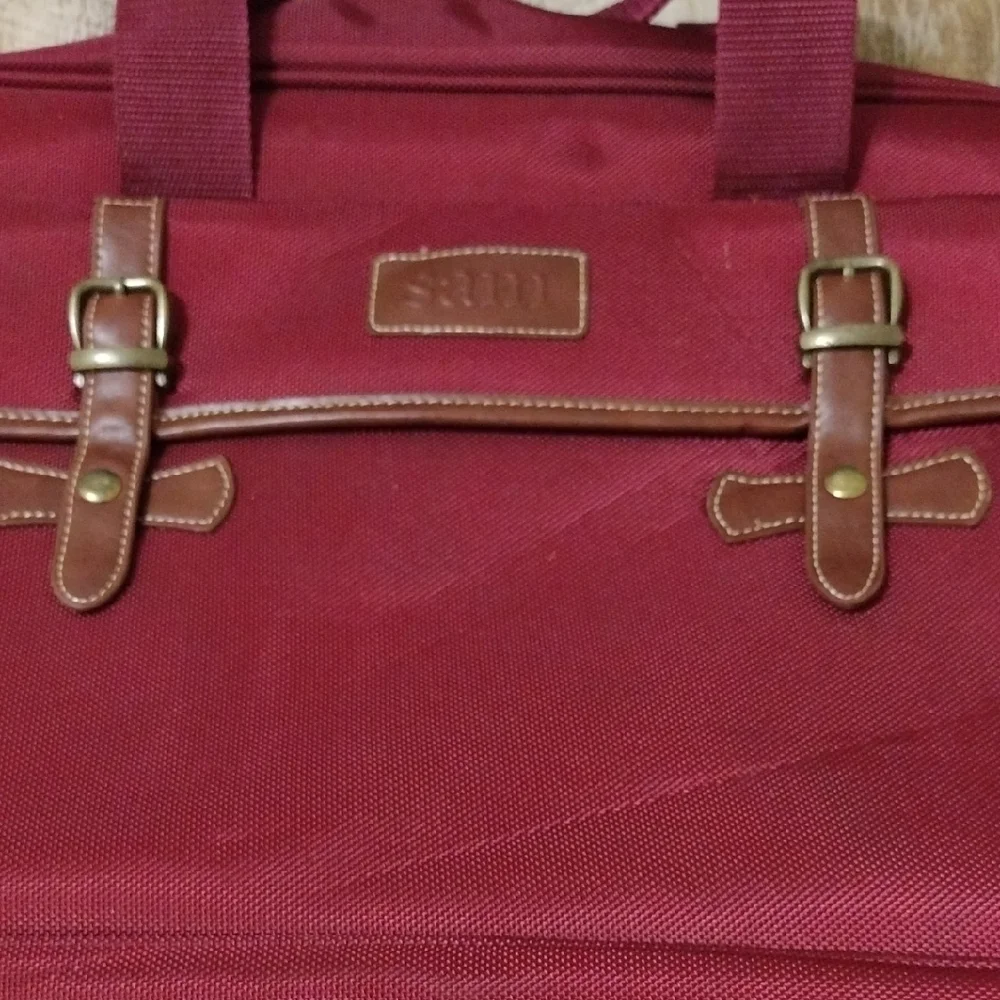 Samantha Brown this red