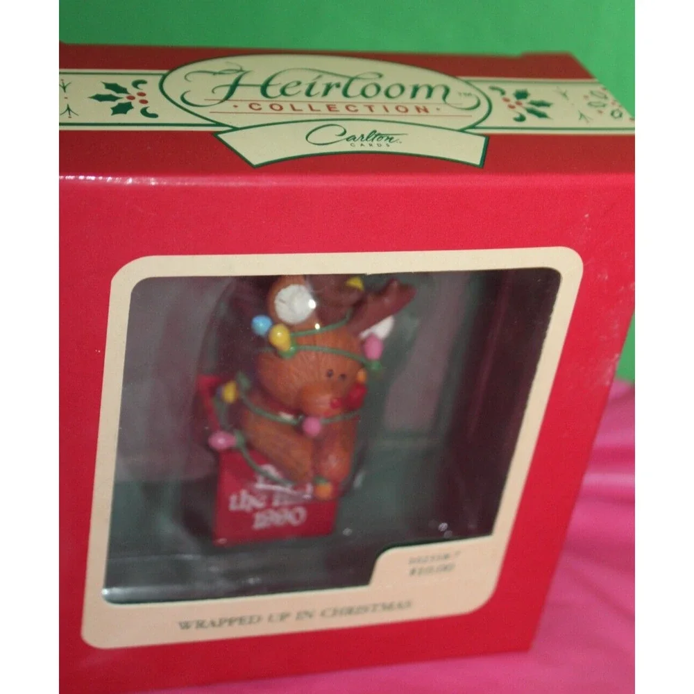 Carlton Heirloom Wrapped Up In Christmas Vintage Deck Halls Holiday Ornament 90