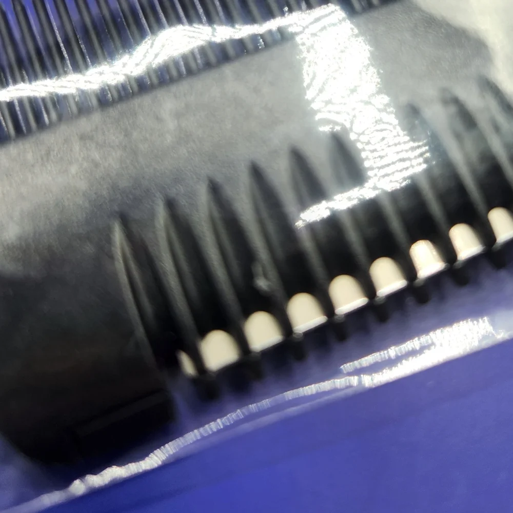 NIP Professional Hair Cutting Razor Comb Split End Trimmer