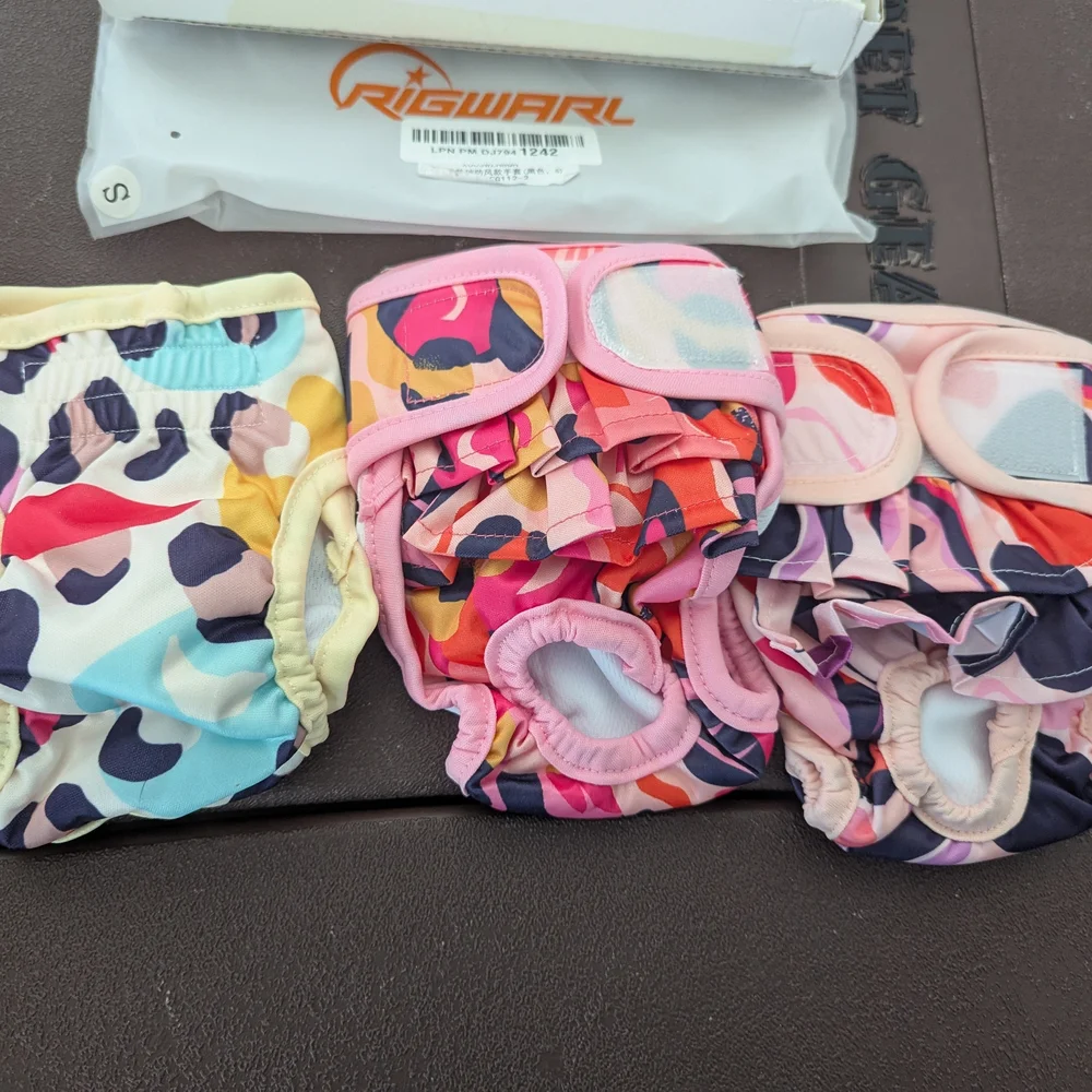 N/A dog diapers