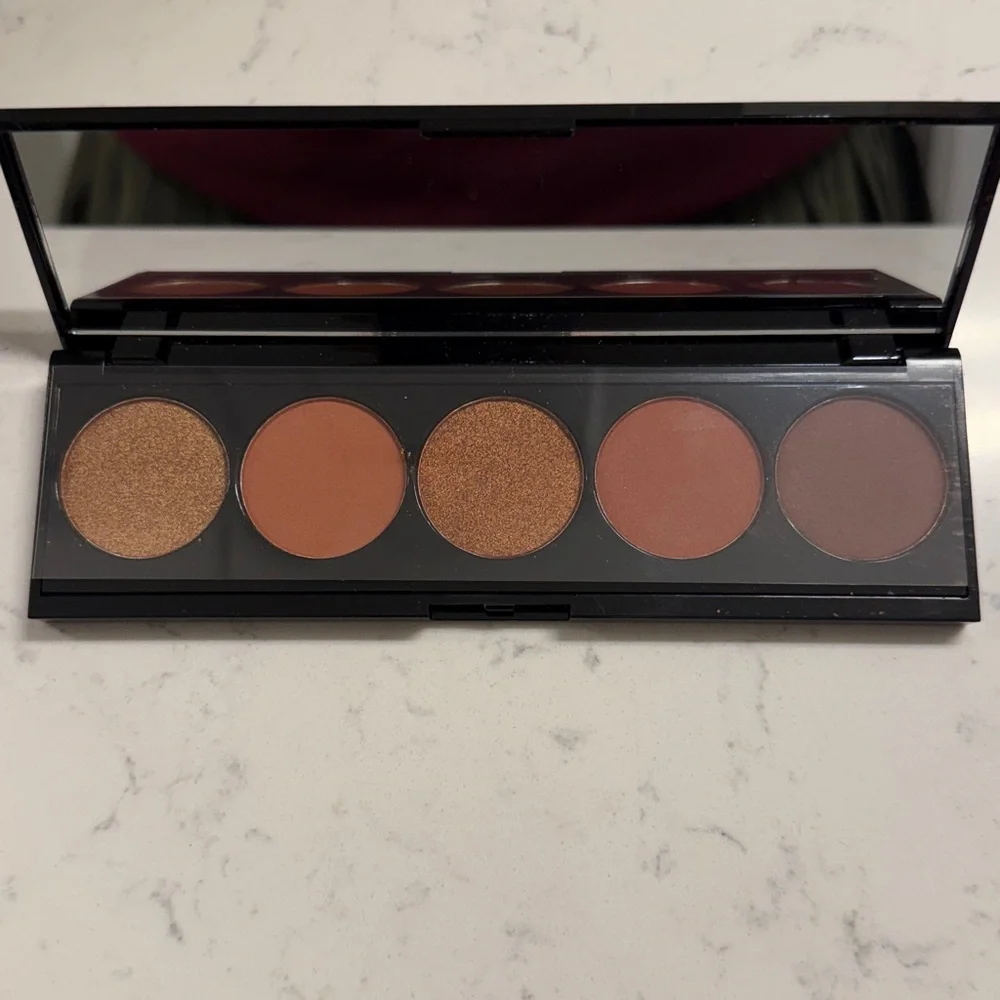 Laritzy shades undertones toasted