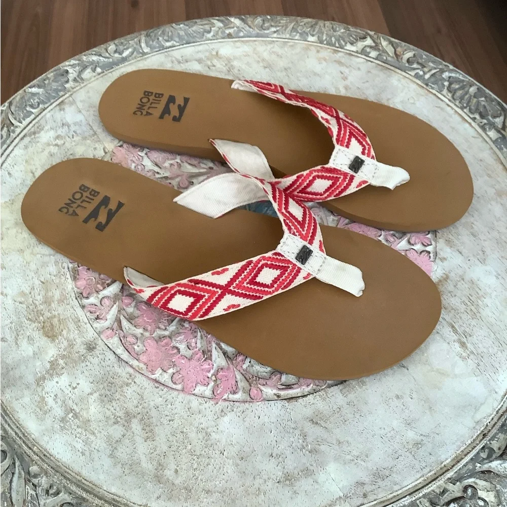 Billabong like tan worn