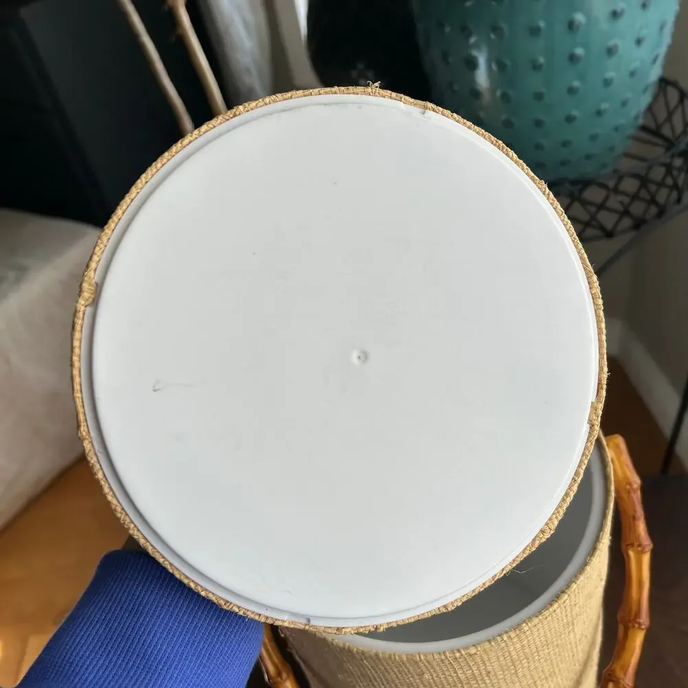 Unbranded vintage mid