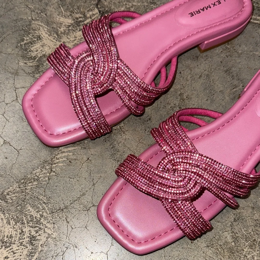 Alex Marie elegant pink