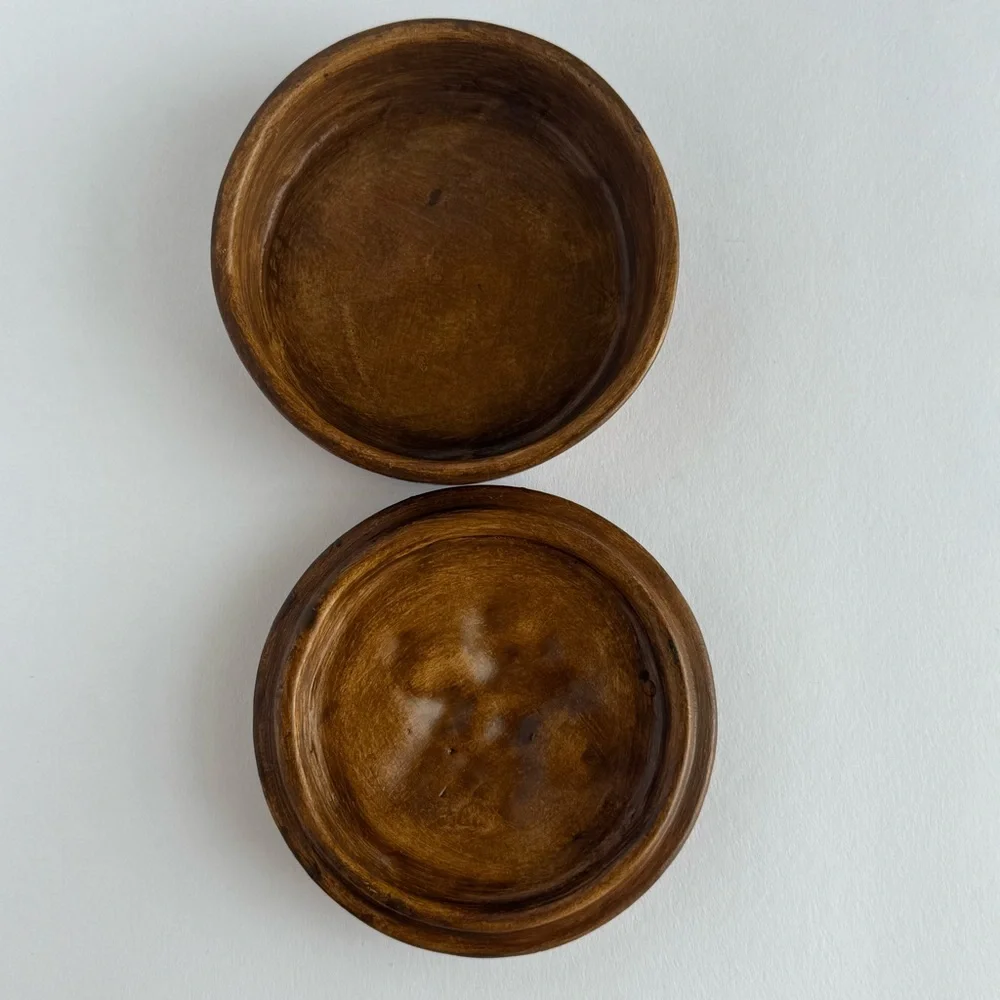 Handmade vintage sculpted