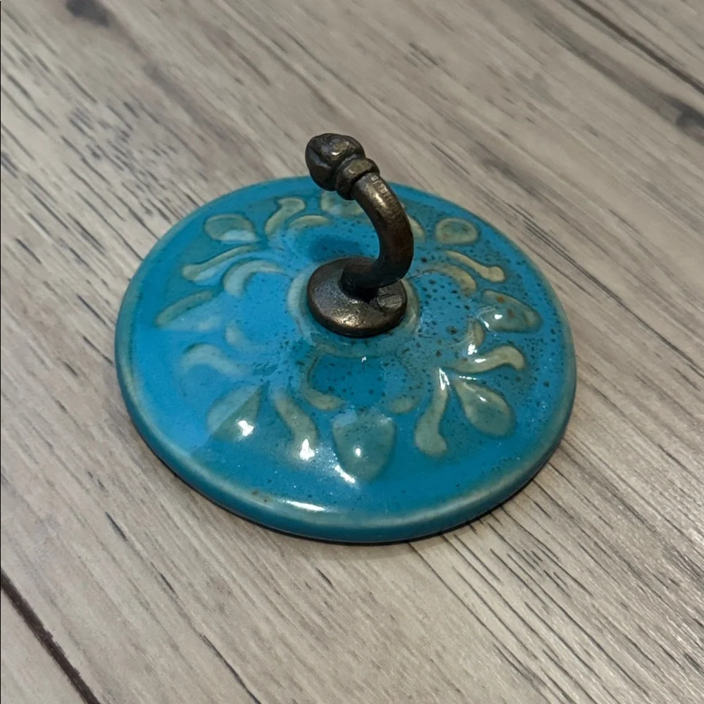 Unknown ceramic craft