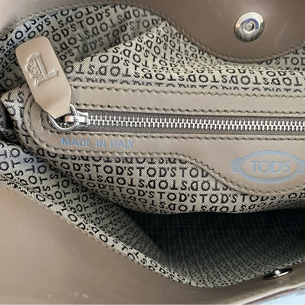 Tods gray brown