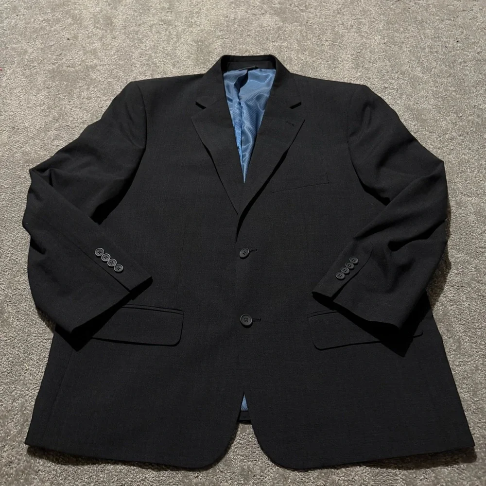 Oak Hill issues jacket men’s