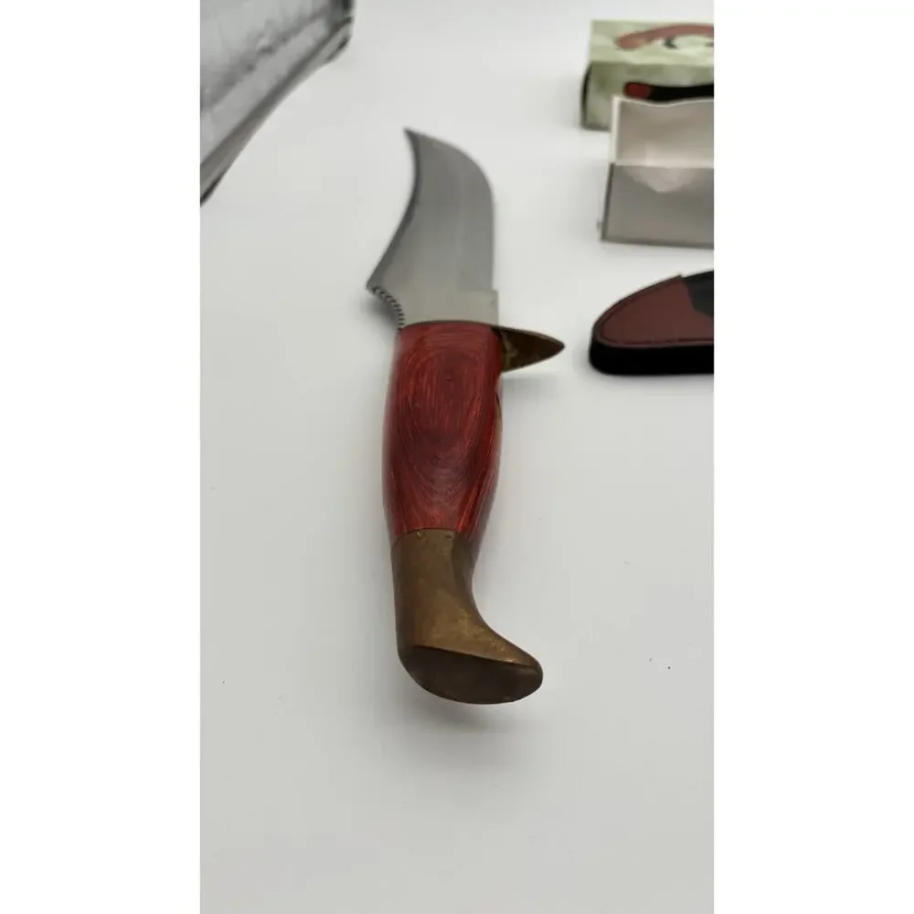 Swamp Fox 15.5” Bowie Knife Wood Handle NIB W/sheath VG Condition. Cool Look.