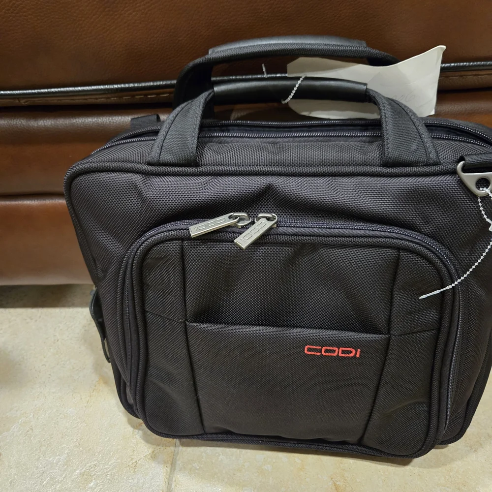 Codi black laptop