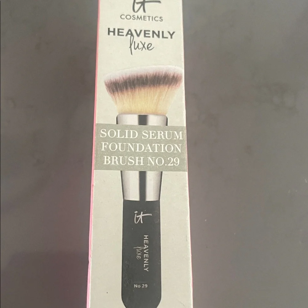 it cosmetics nip premium