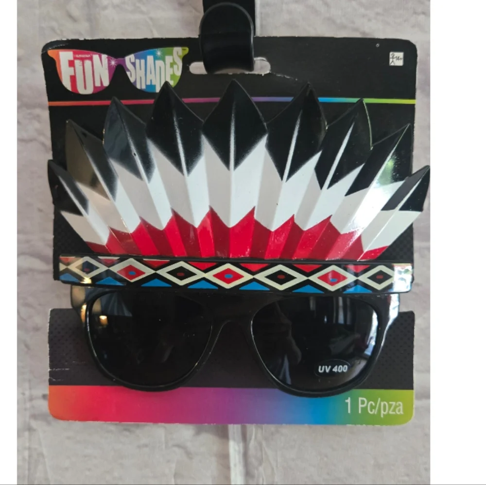 Kids Feather Headpiece Design Sunglasses - Black, Red, White
