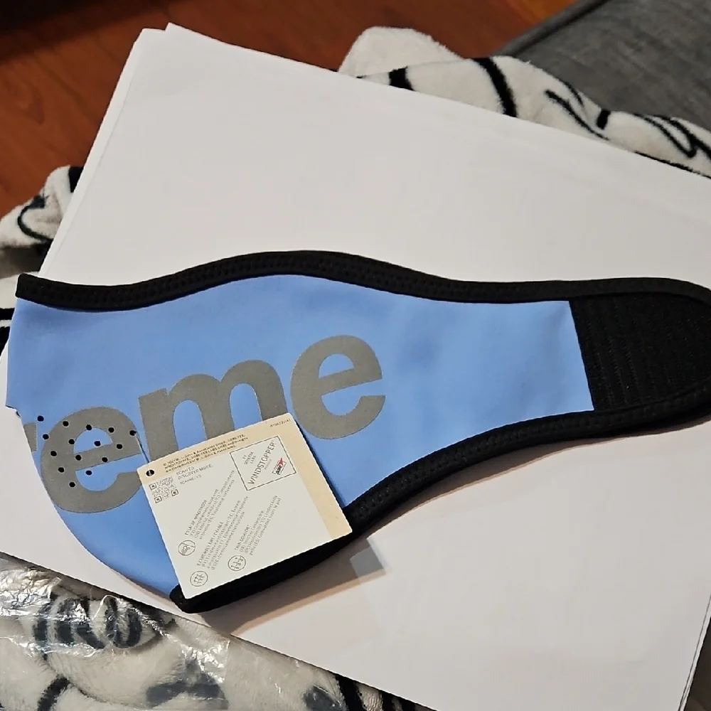 Supreme face mask