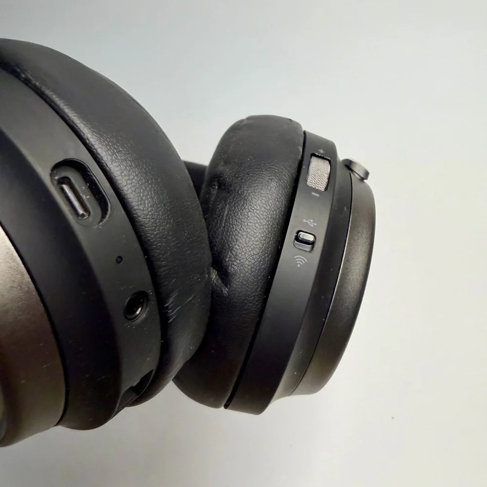 CORSAIR VIRTUOSO RGB Bluetooth WIRELESS HEADSET SE Tested Works