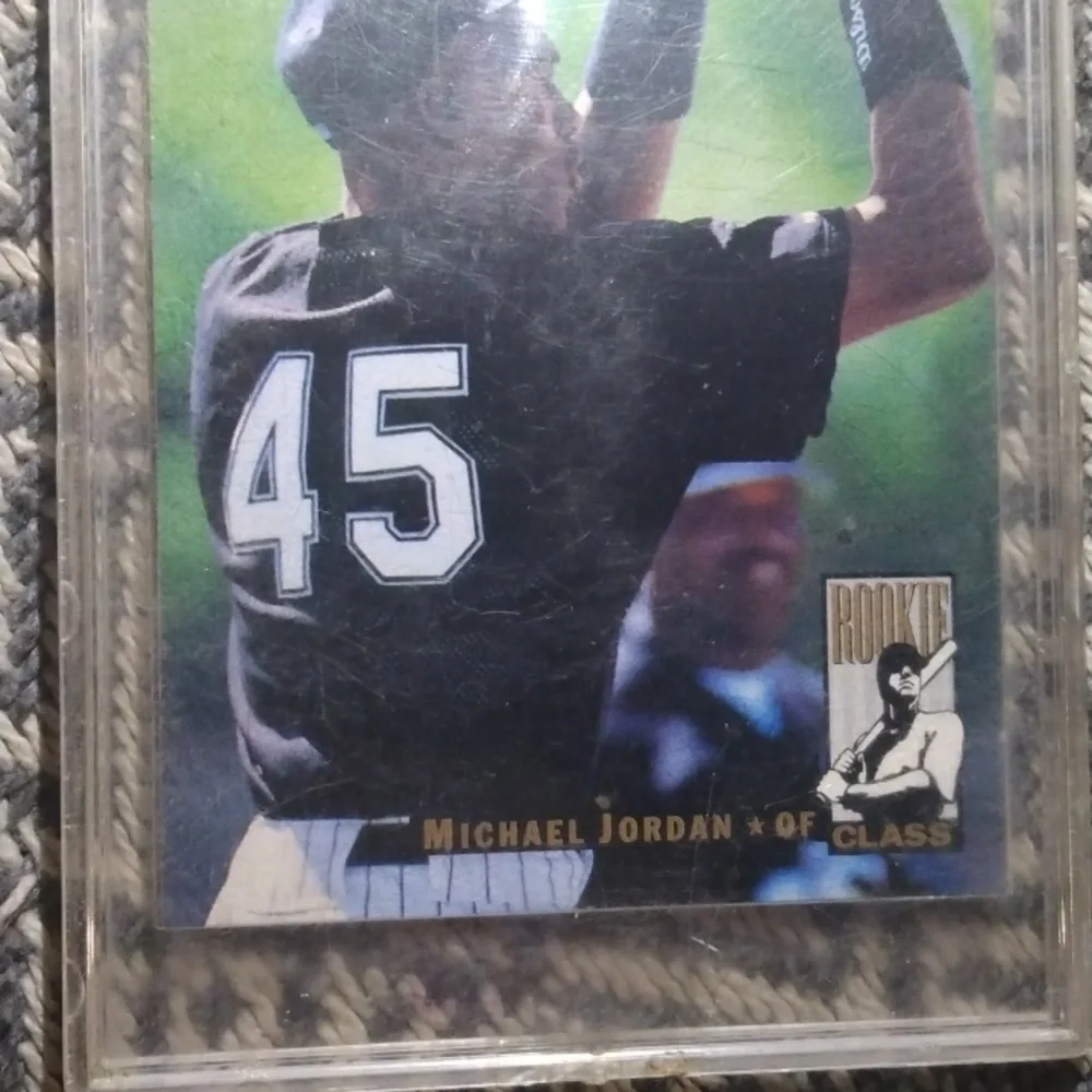 Upper Deck questions leave